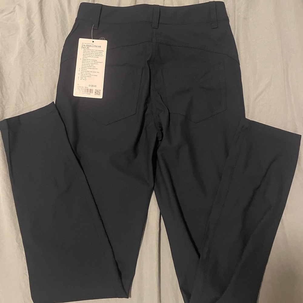 City sleek 5 pkt HR Pant 30” brand new
